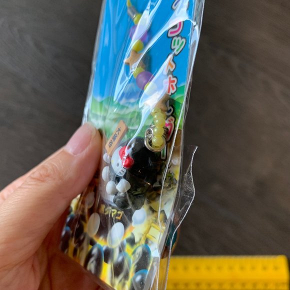 2003 HELLO KITTY BLACK TAMAGO 'BLACK EGG' CELL STRAP - Picture 8 of 8